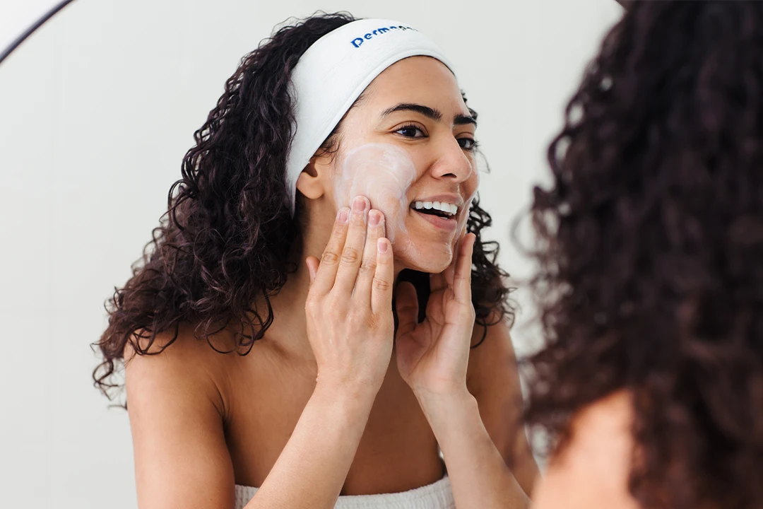 Conheça a Dp Dermaceuticals™ — nossa linha profissional de skincare Image