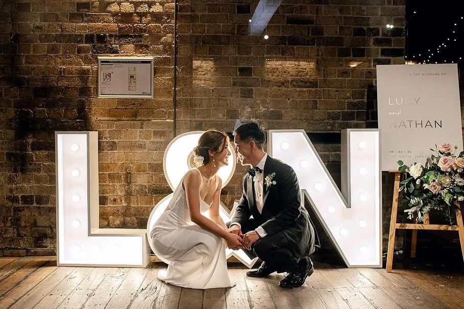 Light Up Signs, Letters and Numbers