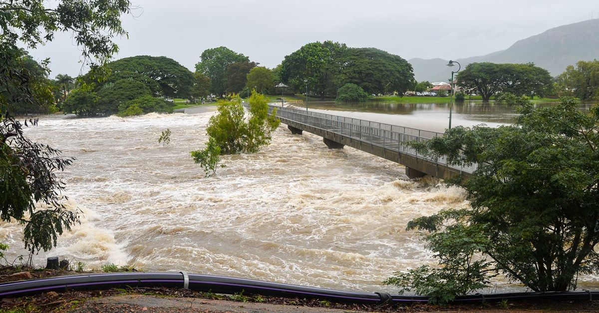  Townsville Flood Emergency: We're Ready to Recovery 