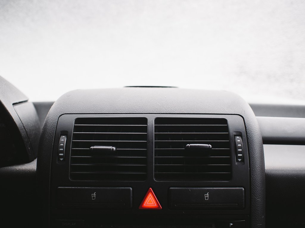 Camping Header: Die 5 besten Wohnmobil Heizungen für die kalten Nächte