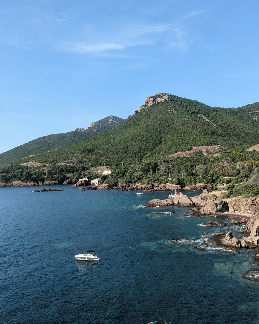 Der Traum von der Côte d’Azur: Zwischen Lavendelduft und Meeresrauschen