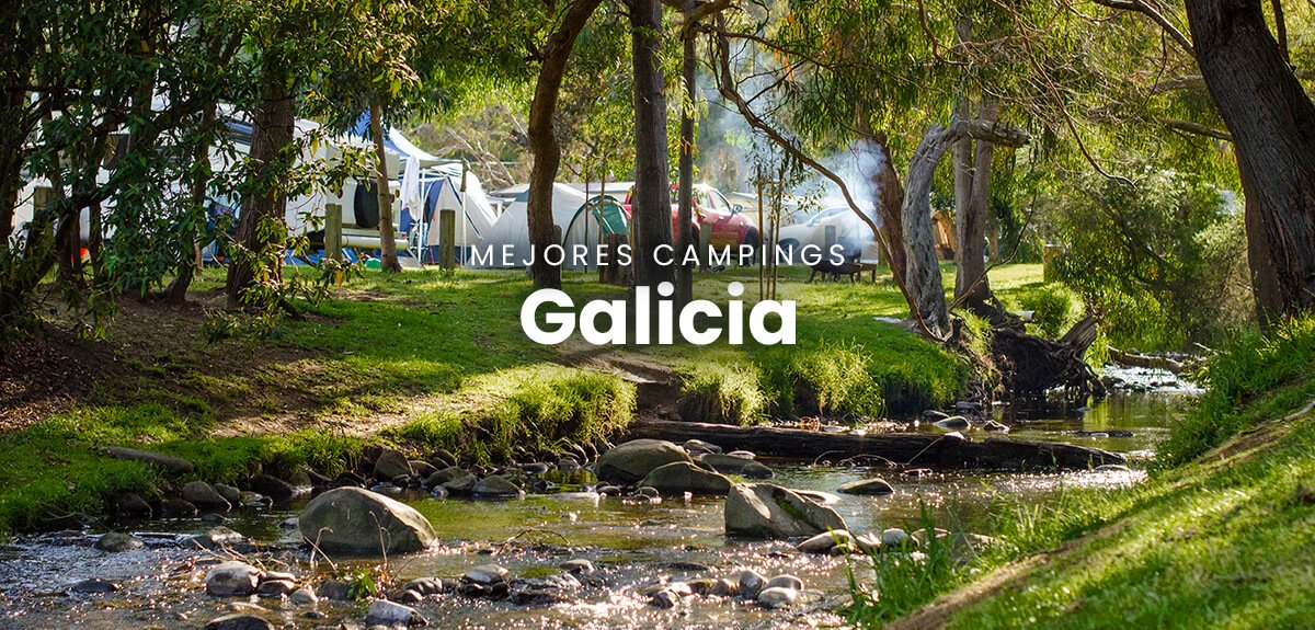 Camping gallego junto al mar; tienda de campaña, autocaravana y paisaje costero.