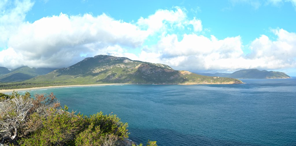 Bushwalker admiring the view in the Victorian Alps. Day hike goals!