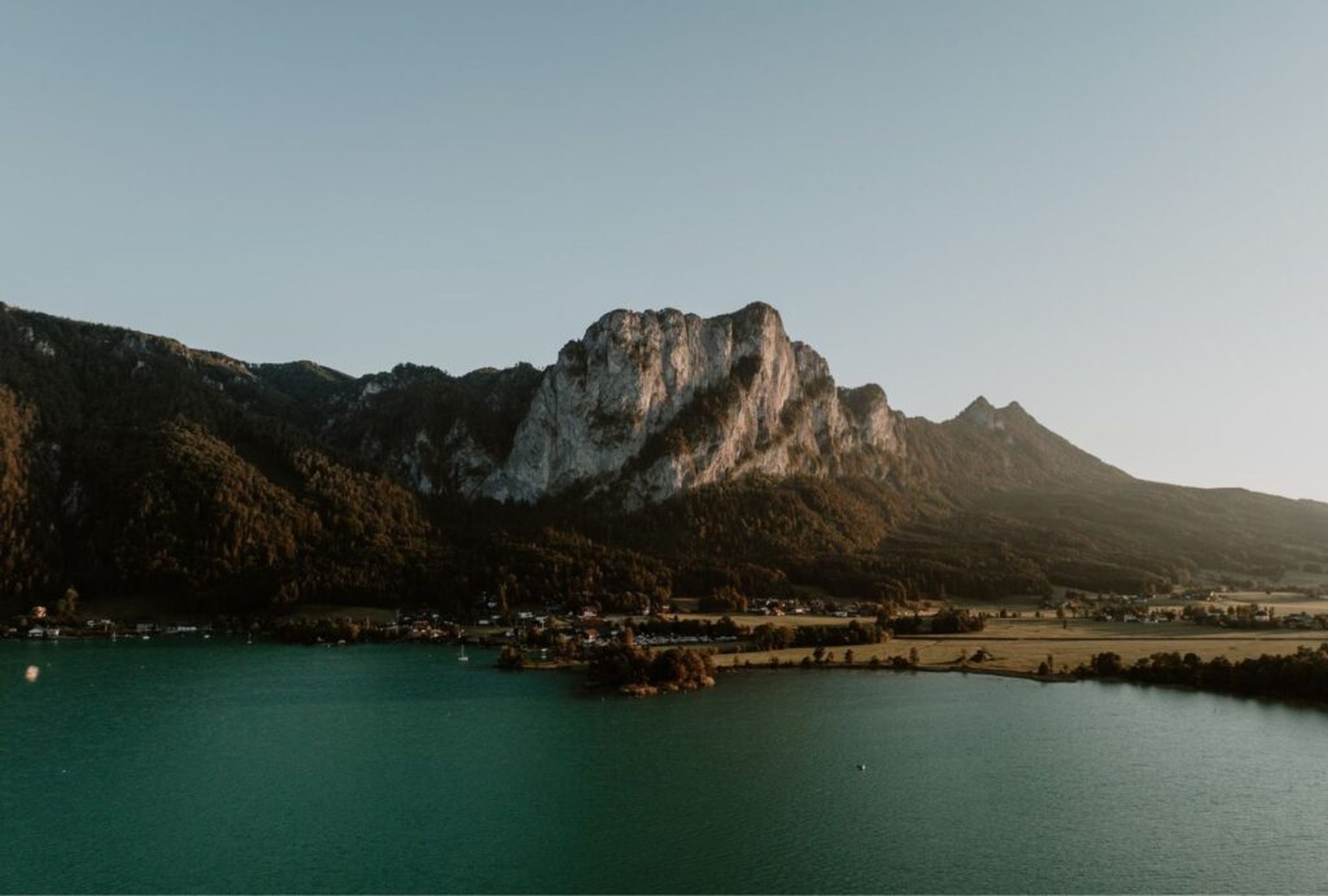 Camping am Wolfgangsee – Reisetipps und Stellplätze direkt am Wasser