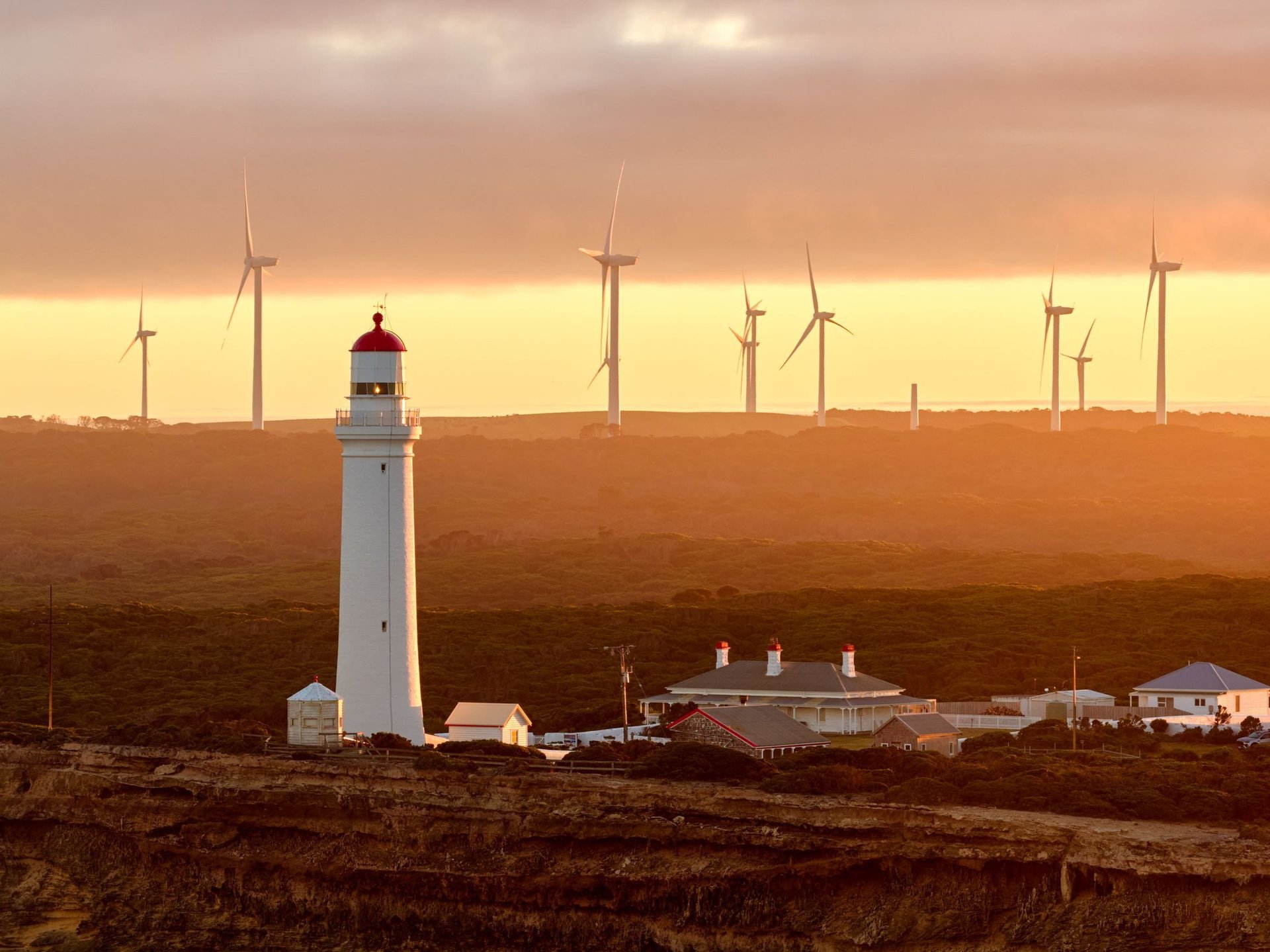 Coastal Towns & Lighthouses