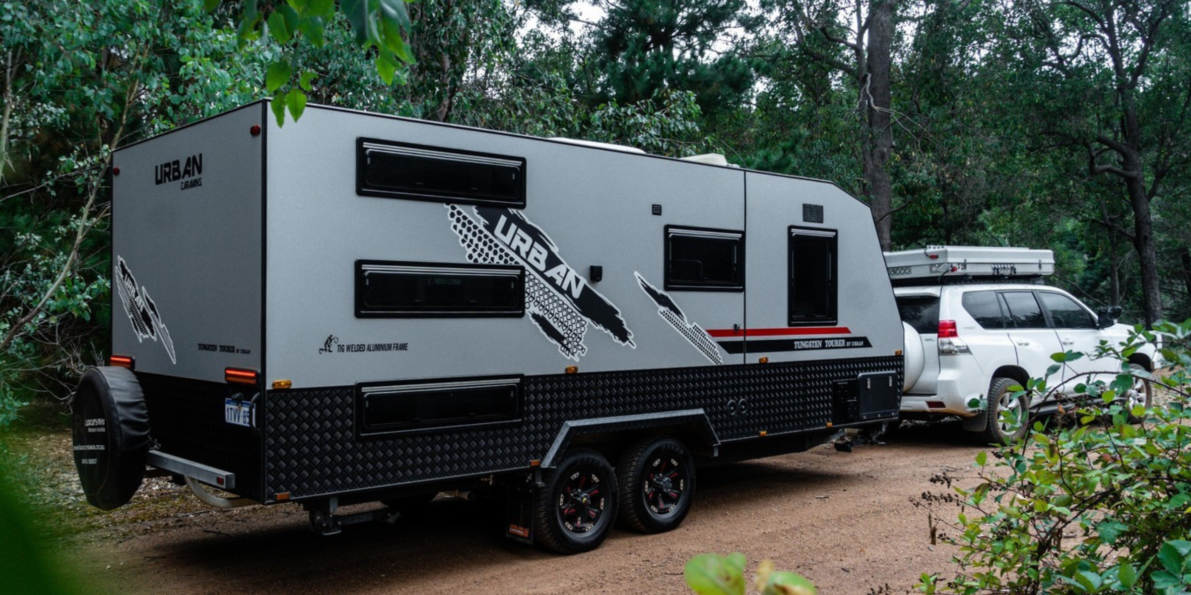 10 rugged vans that are basically bomb-proof