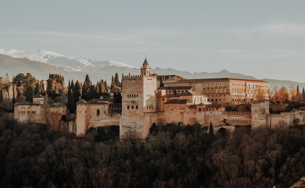 Camper header: Kampeervakantie in Spanje - camper route van Nederland naar Spanje
