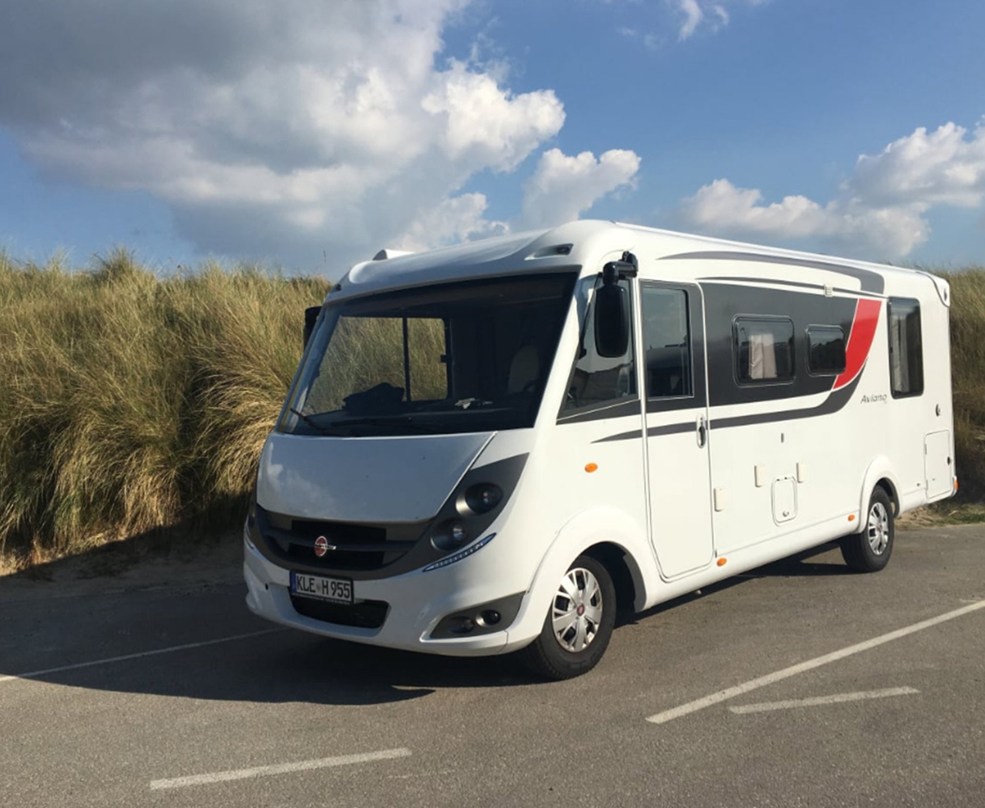 tweedehands camper of caravan kopen