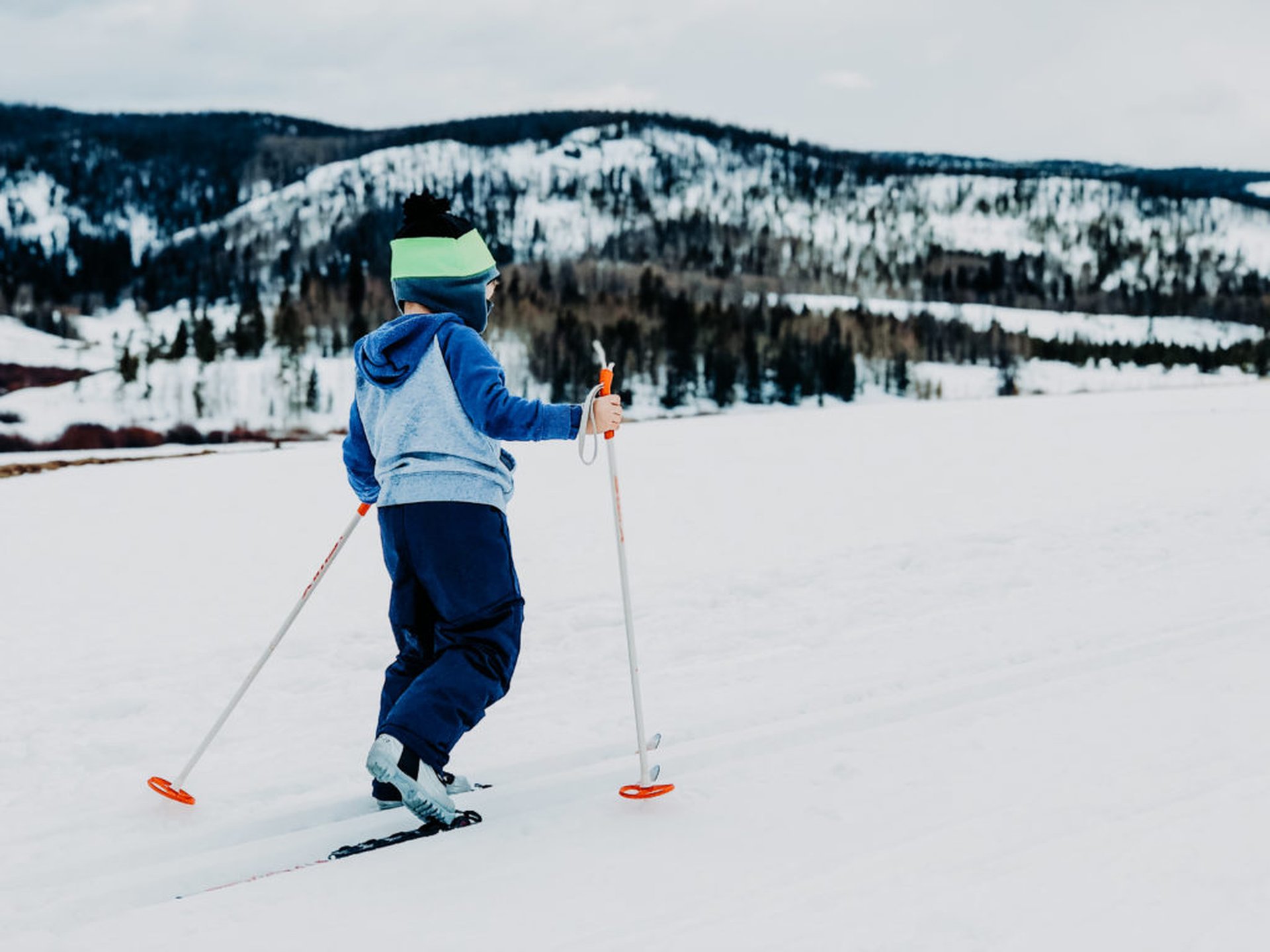 Wintercamping Deutschland Kinder Ski-Lauf