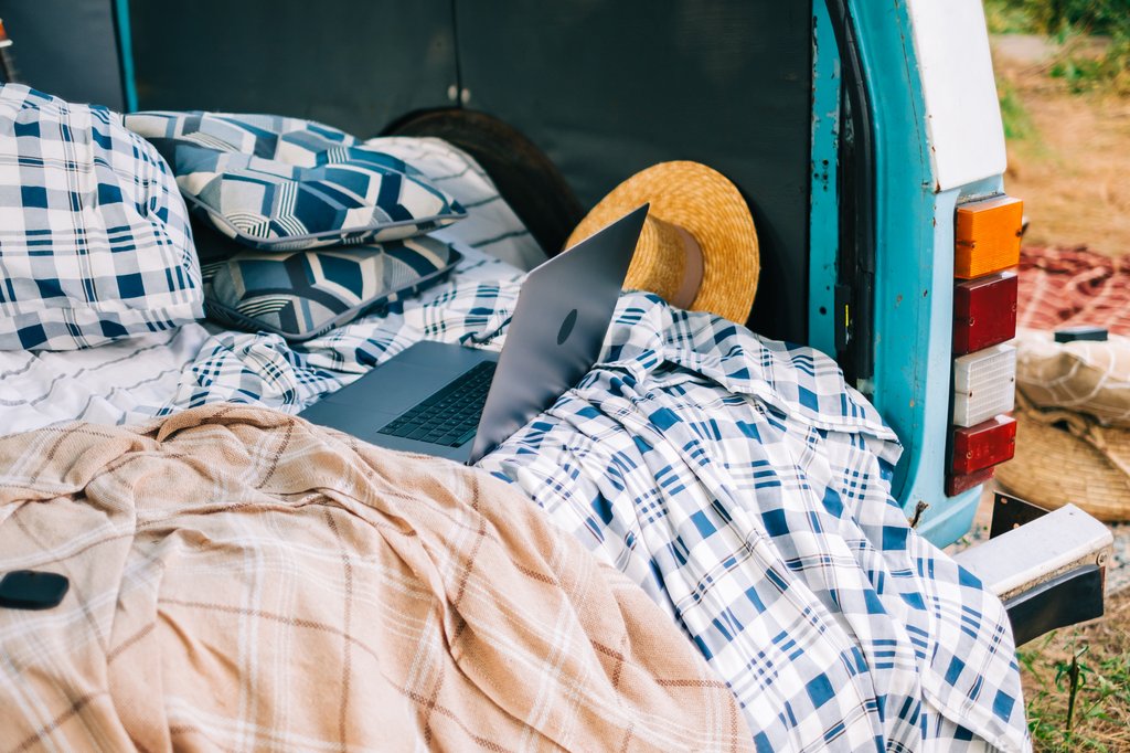 New calendar feature: How to block handover days while keeping your van available