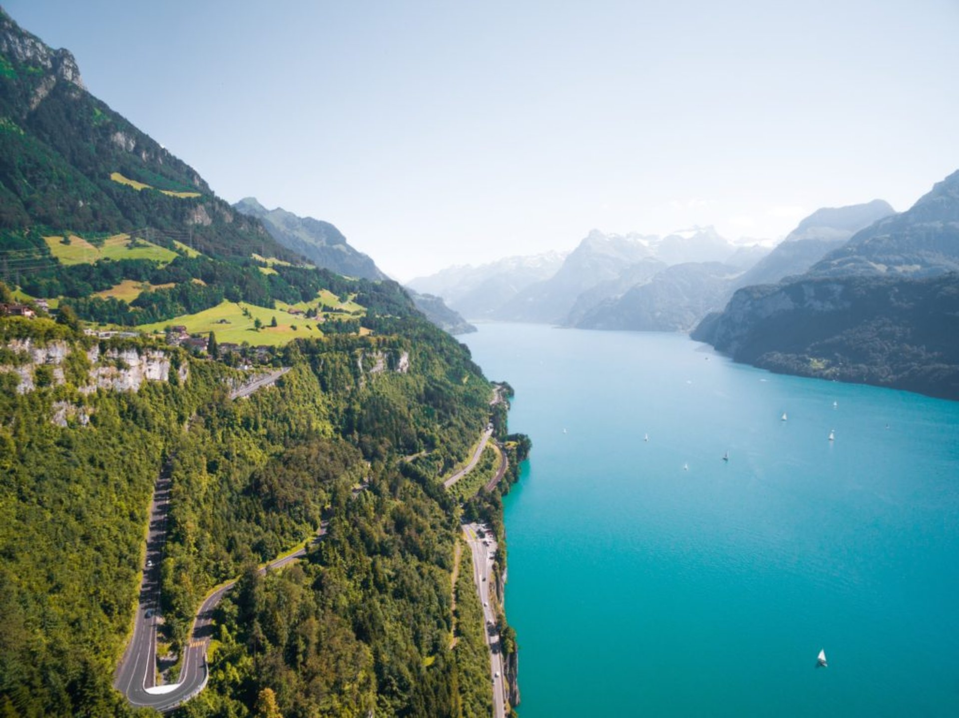 Slow Travel Straße in der Schweiz, Bergsee