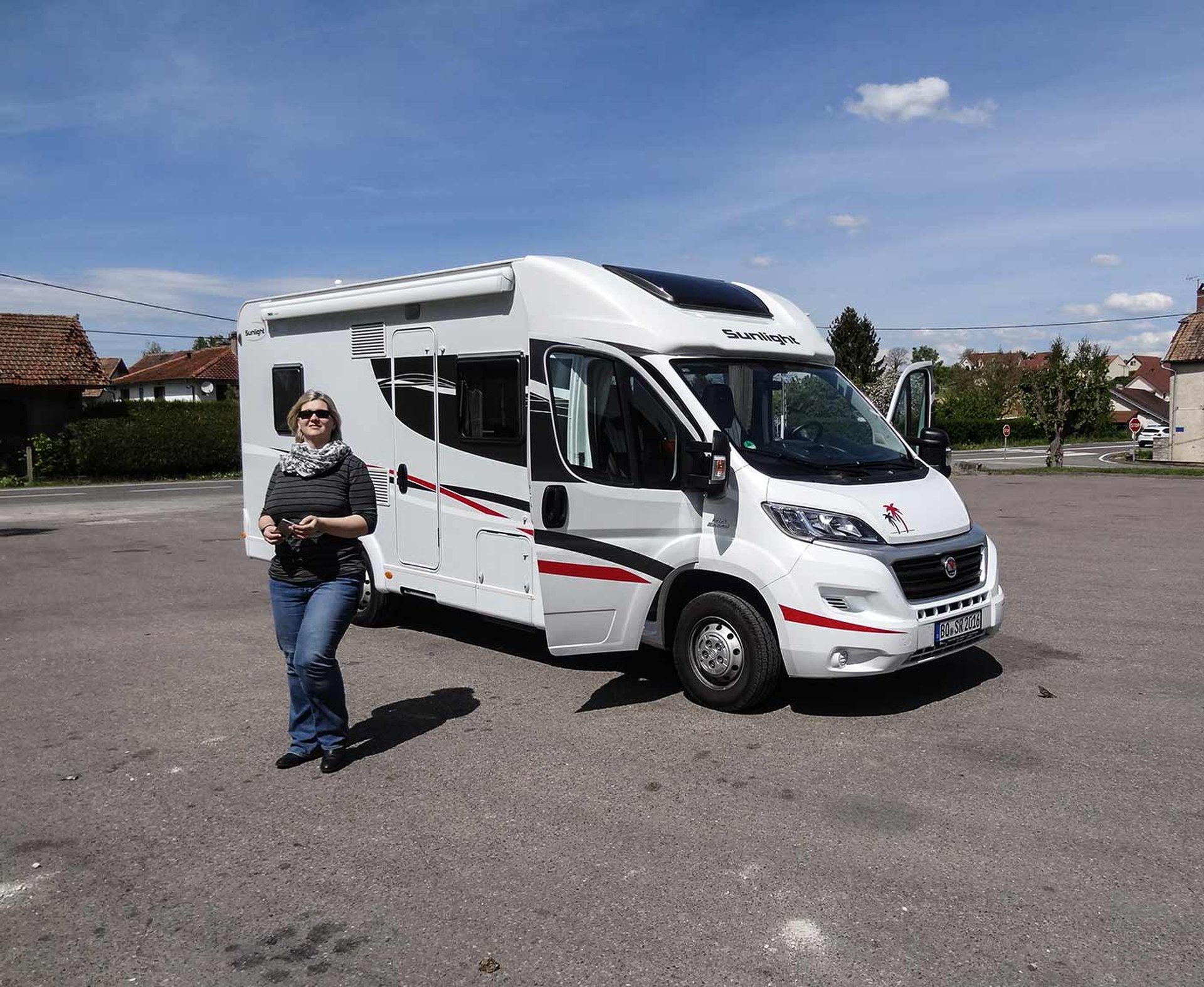 Vermieterin Sarah und ihr Wohnmobil, Wohnmobil vermieten bei PaulCamper