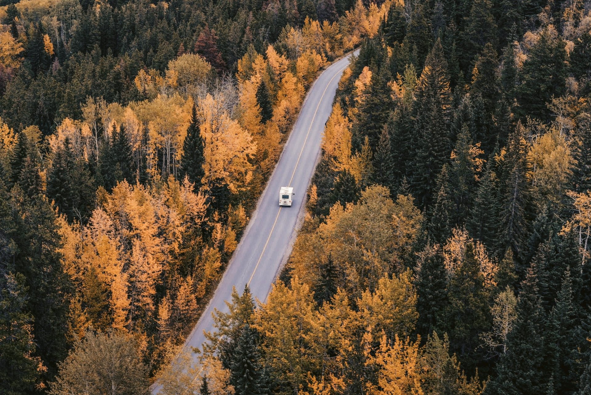 Camper header: De mooiste camperbestemmingen in Duitsland in de herfst -