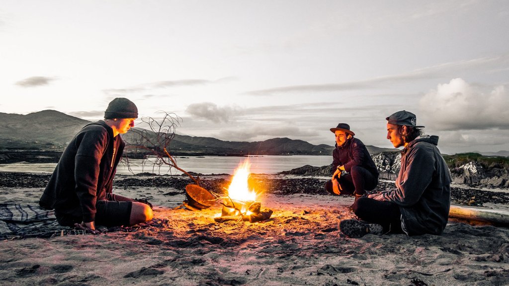 Sonnige Küsten Europas: Deine Reiseziele Spanien, Irland, Deutschland, Italien & Griechenland!