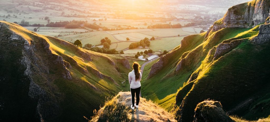 Wohnmobil-Abenteuer in England: Traumhafte Küsten und Campingplätze.
