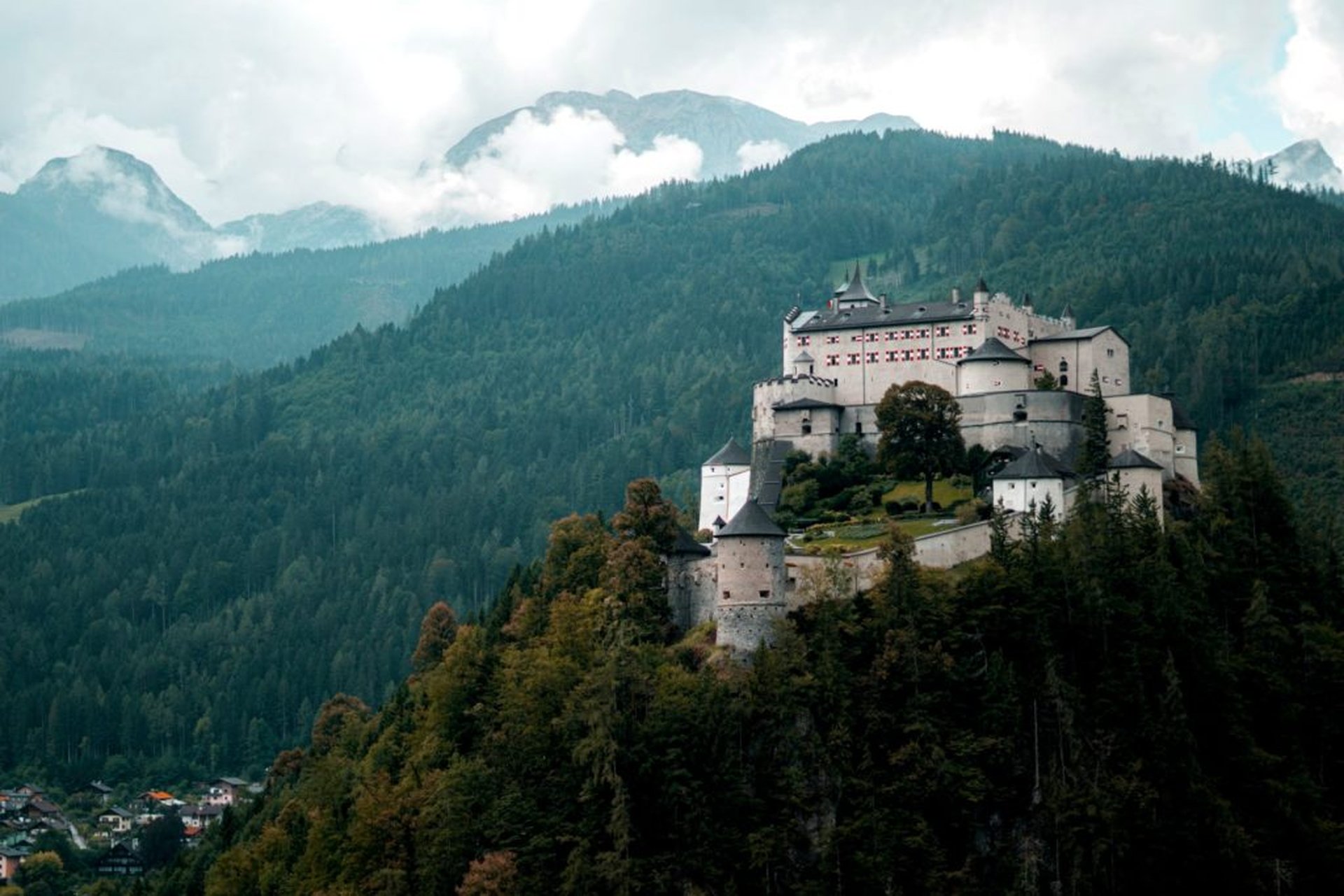 Burgen und Schlösser in Österreich: Das sind die 9 Schönsten