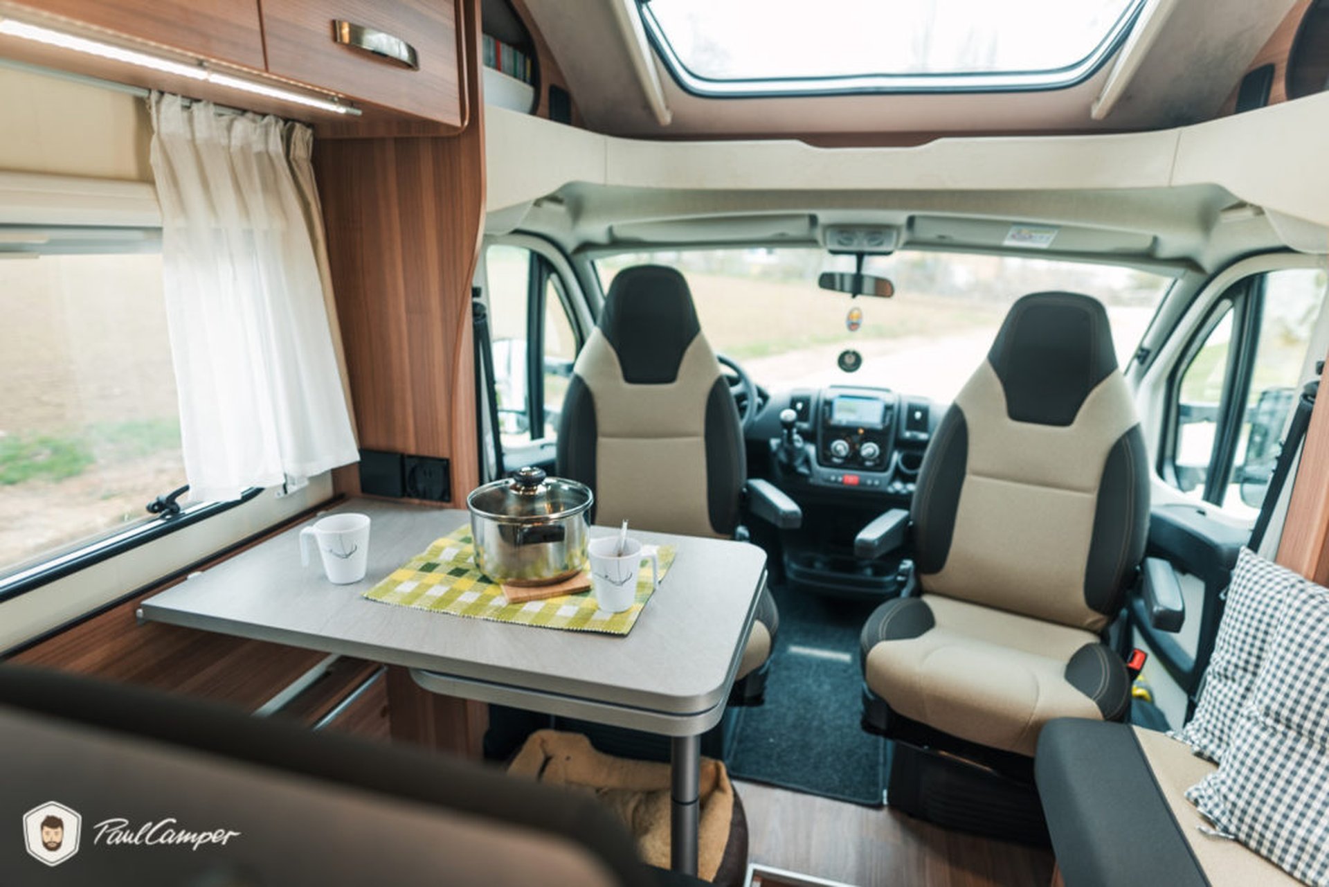 Wohnmobil PaulCamper Vermieter Innenraum