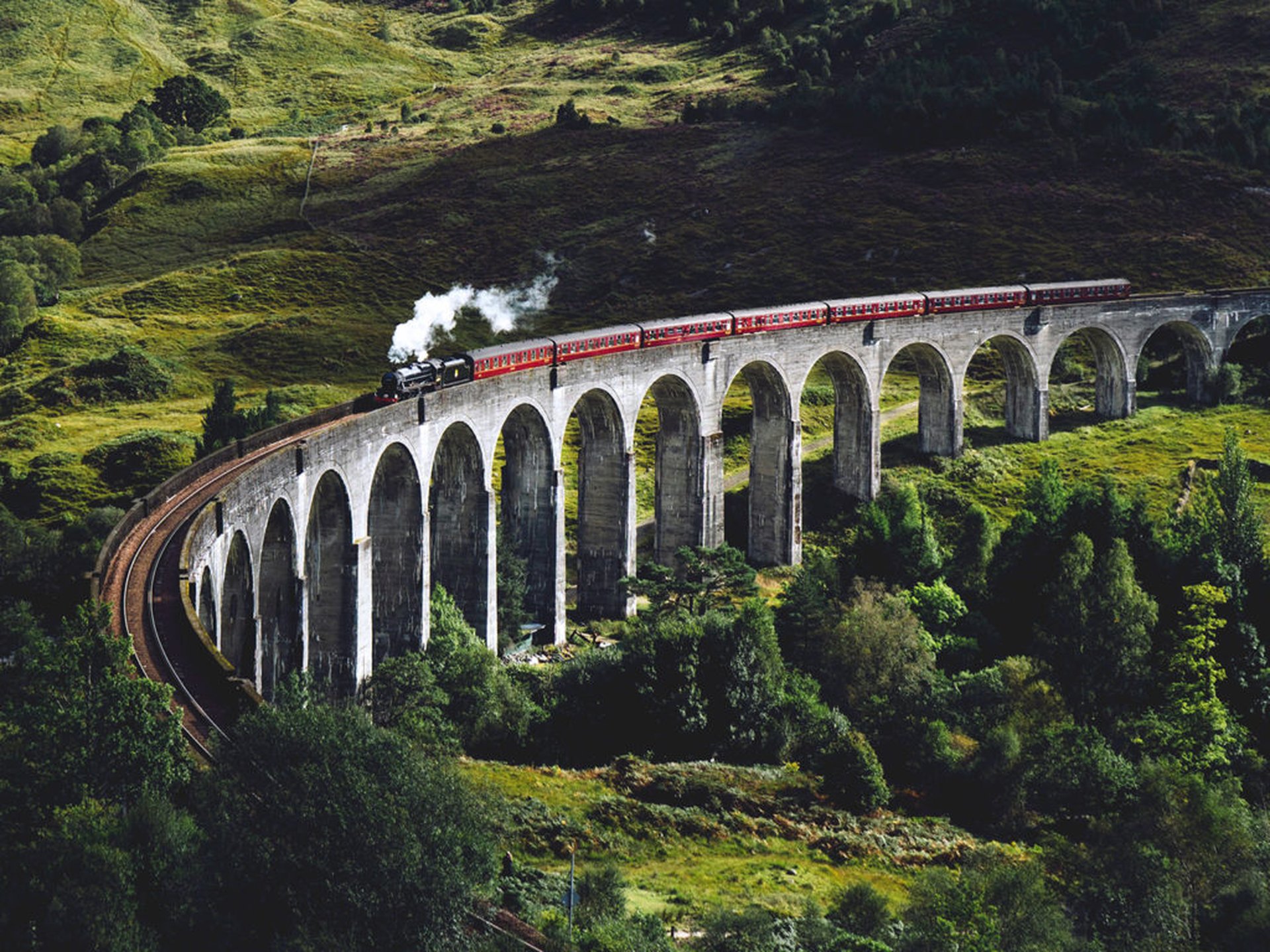 Drehorte in Europa Harry Potter Glennfinnan Zug Bruecke