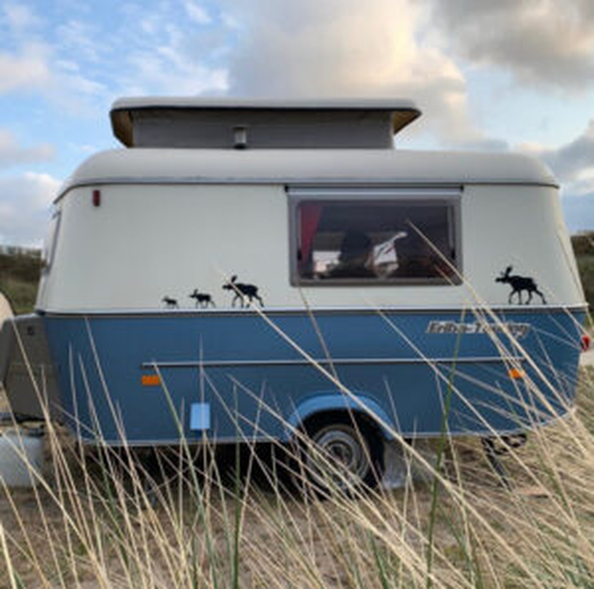 Nog meer charme op wielen - Retro Eriba Pan Millie uit Nootdorp 300x297