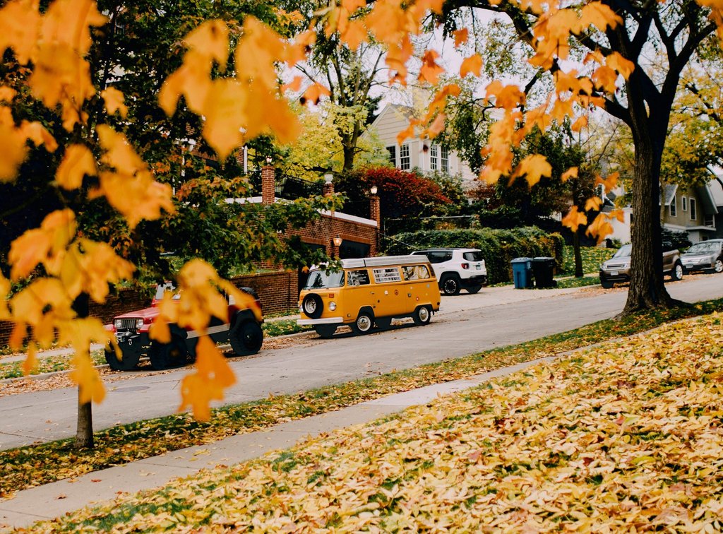 Camping Header: Urlaub im Oktober? Die 7 besten Reiseziele für Camping im Herbst