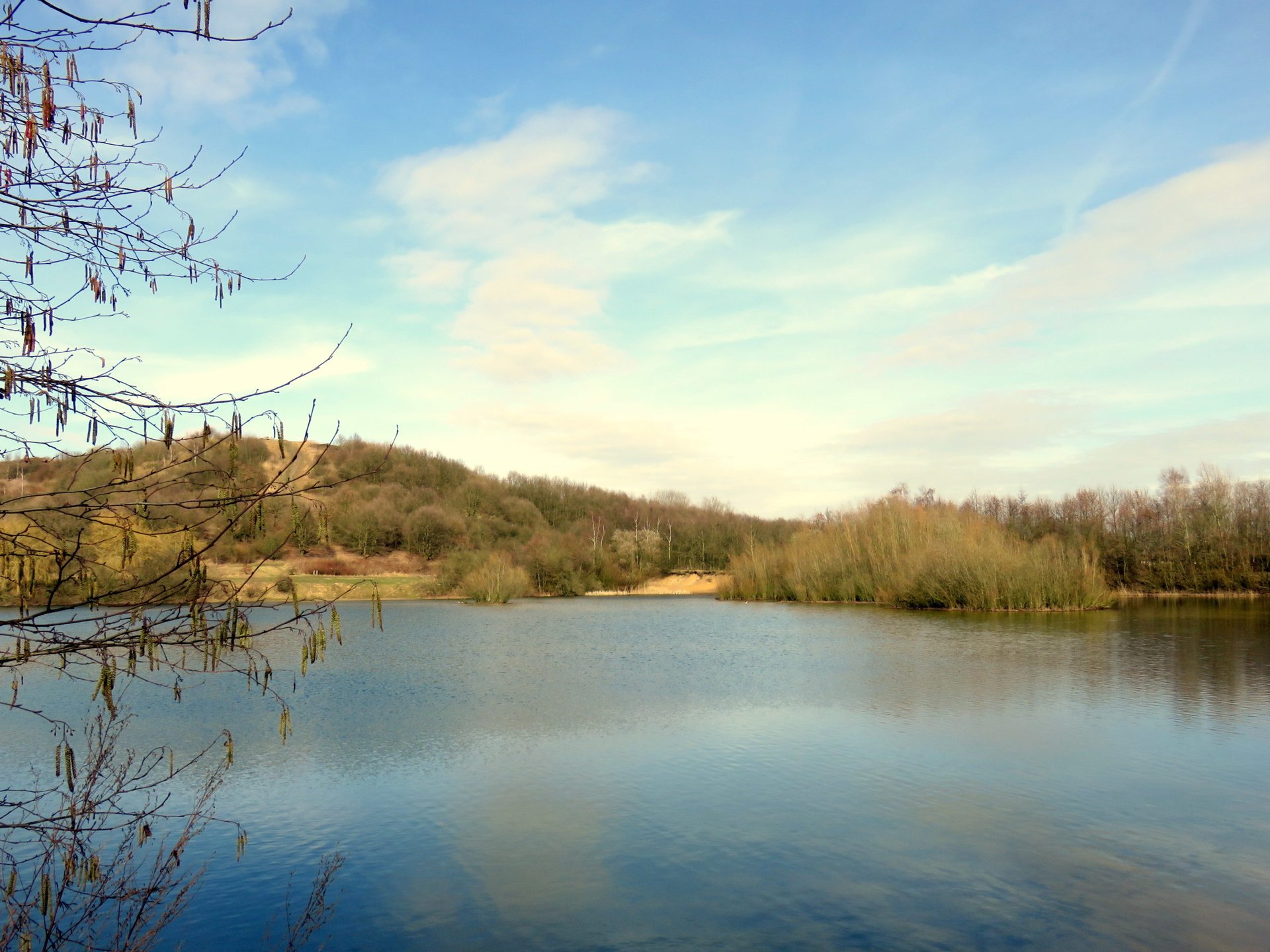 Der Hummelsee bei Hamburg im Frühling