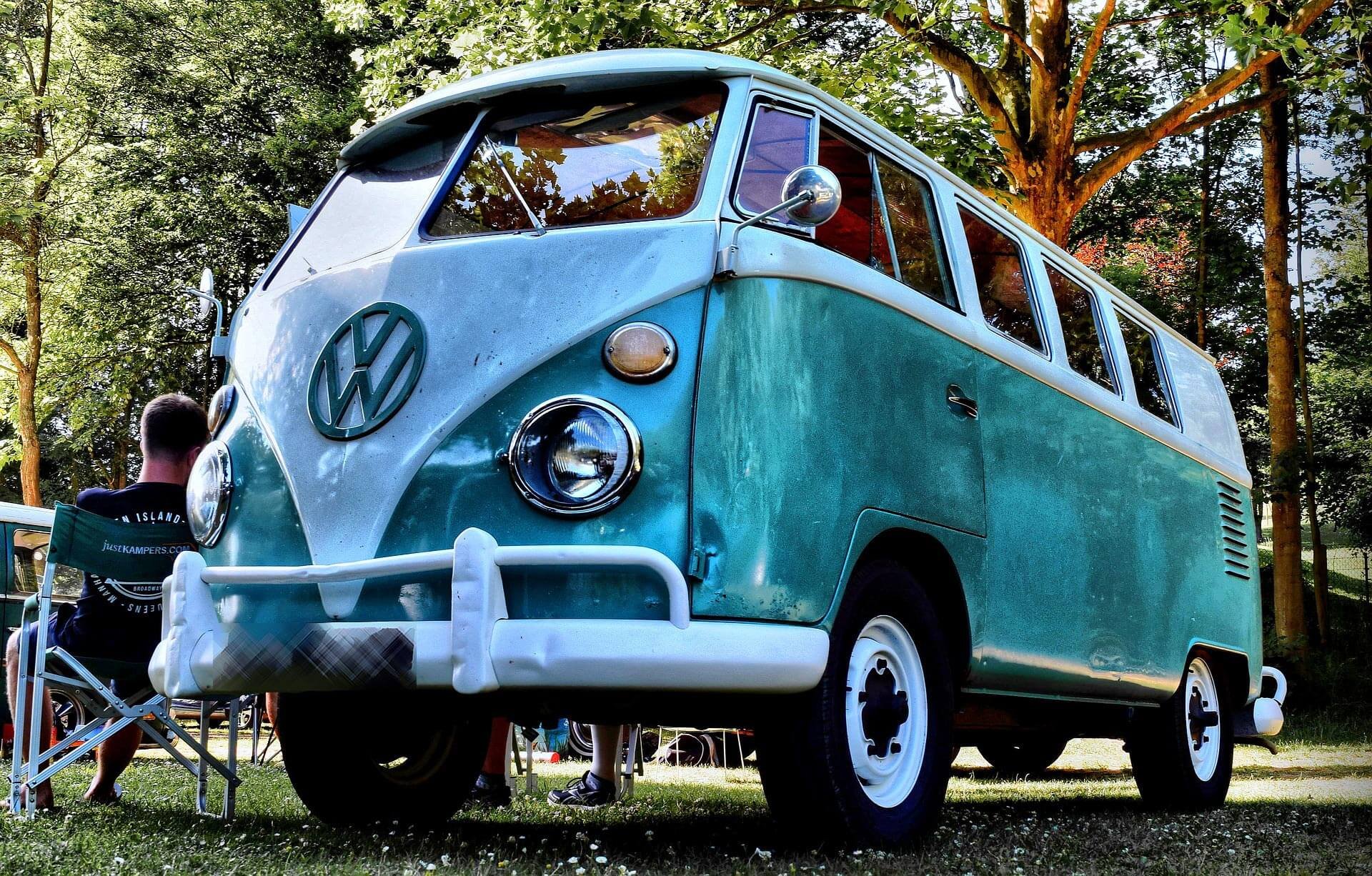 Wohnwagen-Makeover: Stellplatz-Idylle mit Vorzelt – abenteuerlicher Campingurlaub!