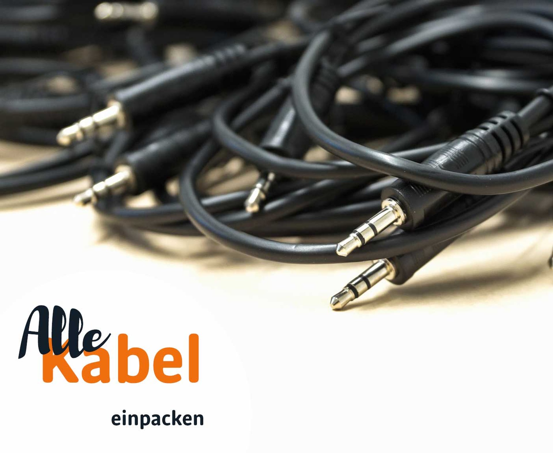 Klinkerstecker und schwarze Kabel, Packliste Camping mit PaulCamper