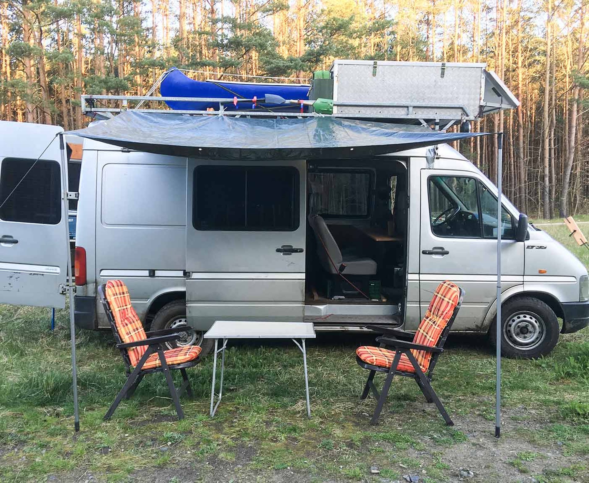 Jans clevere Camping-Hacks: Wohnmobil-Reise & praktische Ausrüstung im Einsatz.