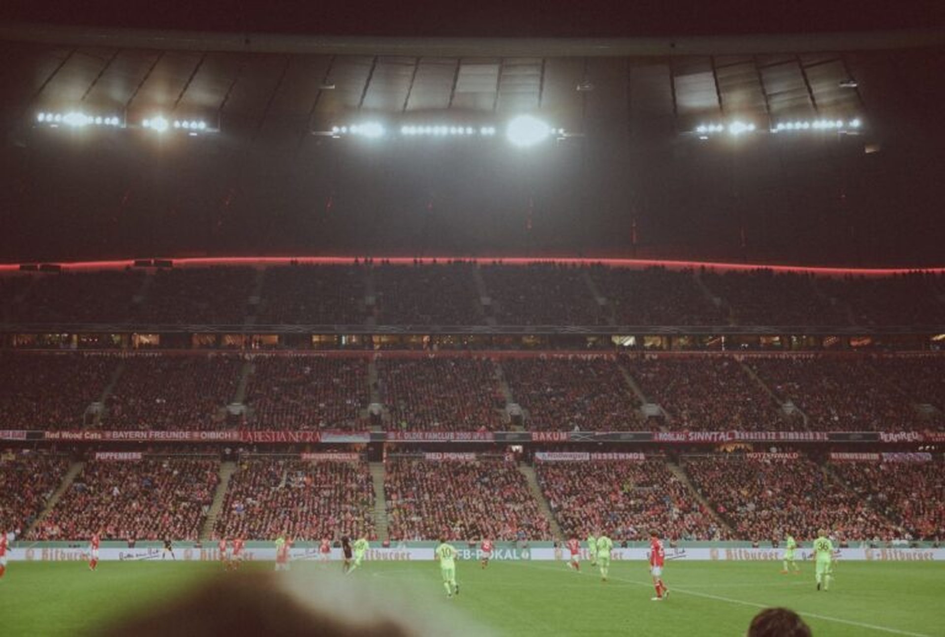 Champions League 2025 – Perfekte Reiseziele für Fußballfans mit dem Camper