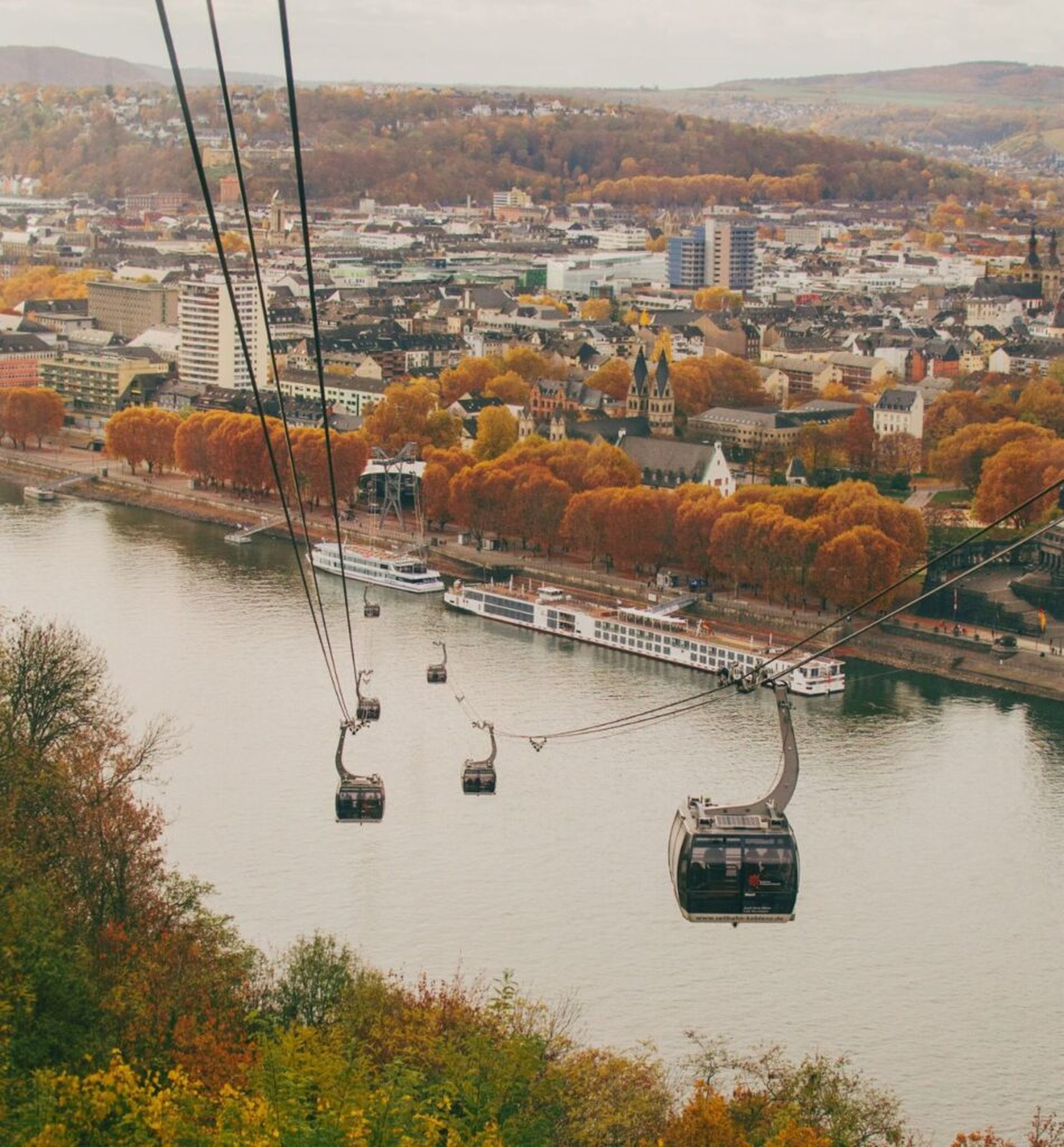 Deine Wohnmobil Tour entlang Mosel und Rhein für den Herbst