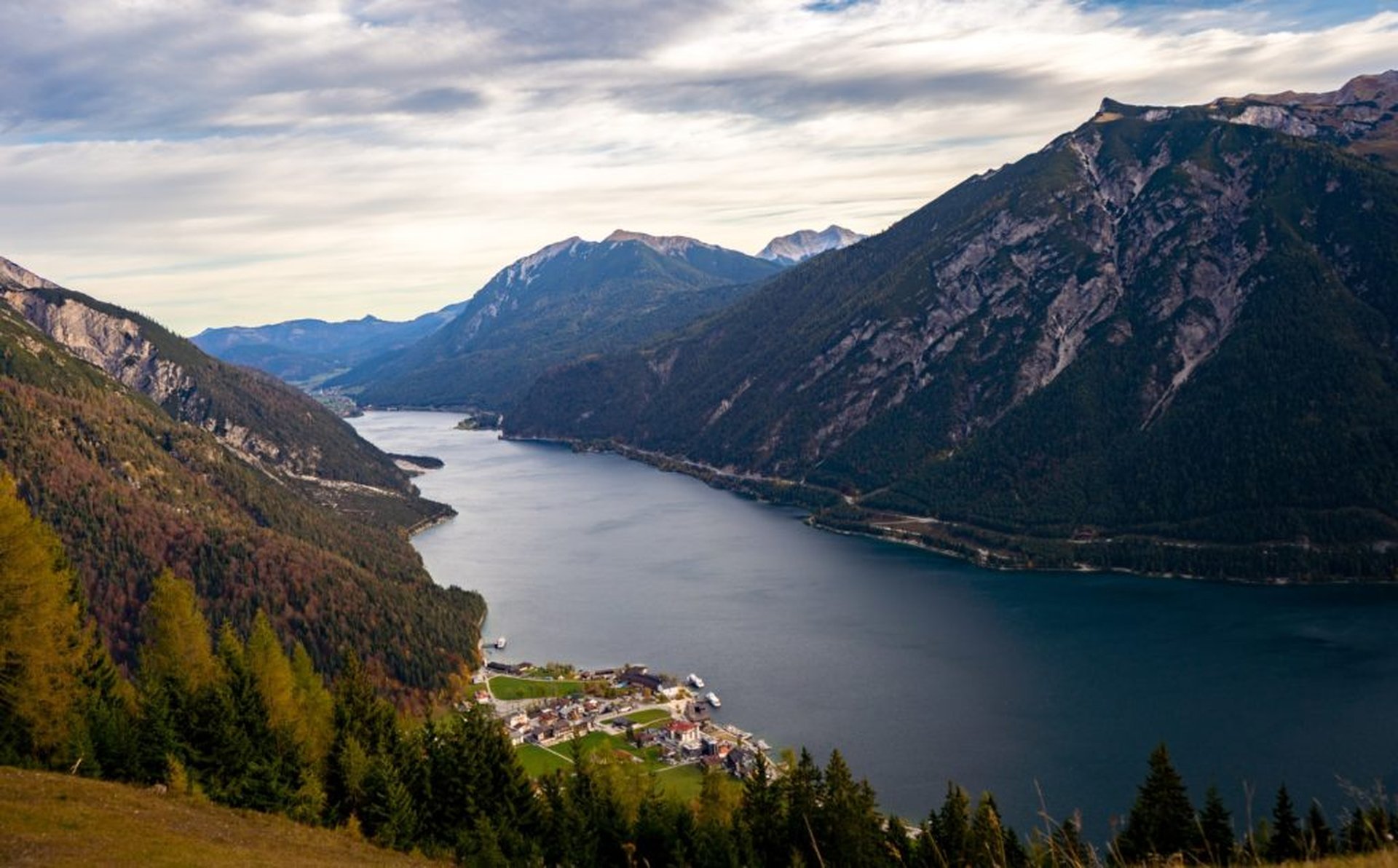 10 Reiseziele für Urlaub mit dem Camper im September