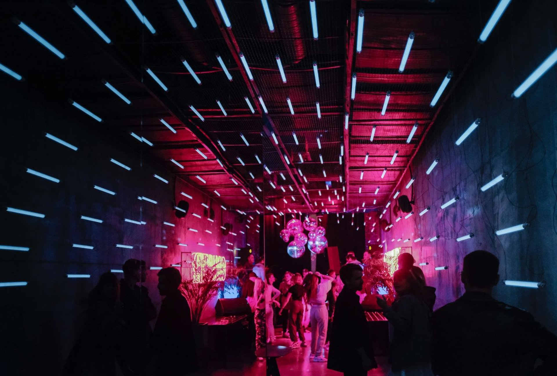 Silvester Berlin im Club feiern