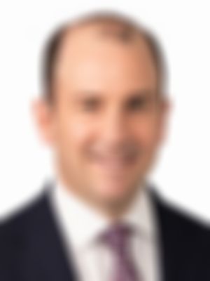 Corporate headshot of Peter Christopherson Findex advisor