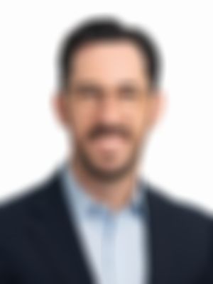 Corporate headshot of Ben Robertson Findex advisor