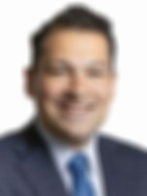 Corporate headshot of Daniel Cohen Findex advisor