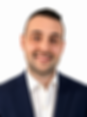 Corporate headshot of Chris Panagopoulos Findex advisor