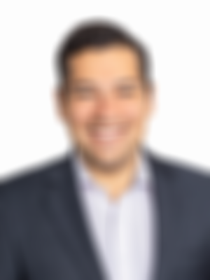 Corporate headshot of Daniel Cohen Findex advisor