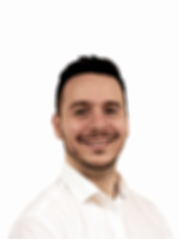 Corporate headshot of Adrian Trinchera Findex advisor
