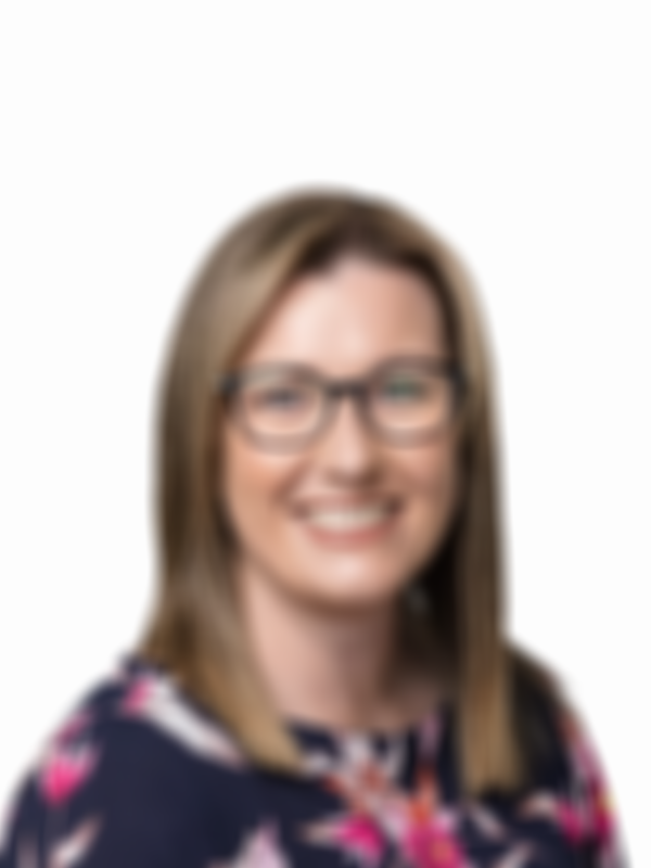 Corporate headshot of Michelle Hickey Findex advisor