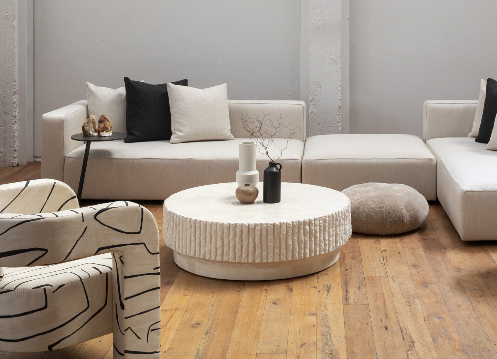 Sketch Humla Coffee Table | Round Oak Veneer
