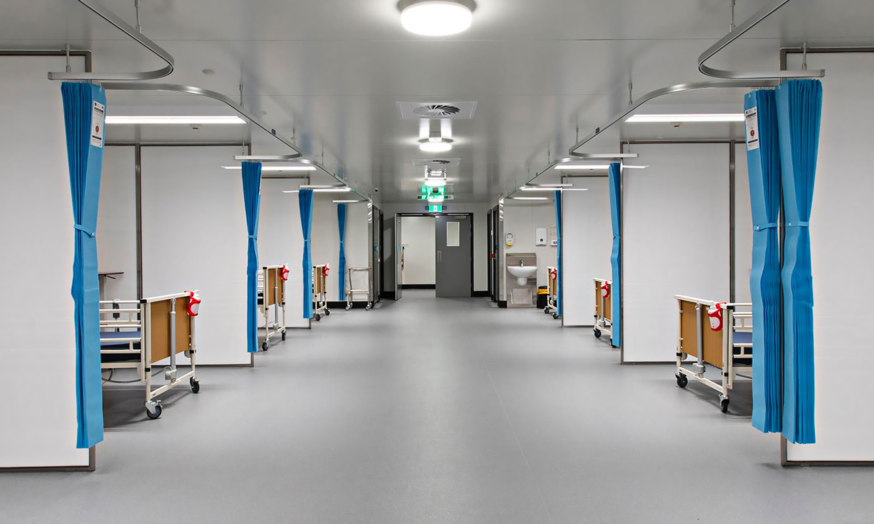 The COVID-19 Surge Centre has been built using prefabricated wall frames and roof trusses made from TRUECORE® steel.