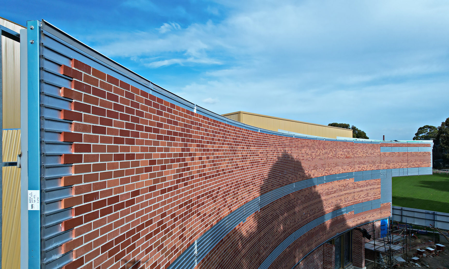 Framing made from TRUECORE® steel for prefrabricated building facades