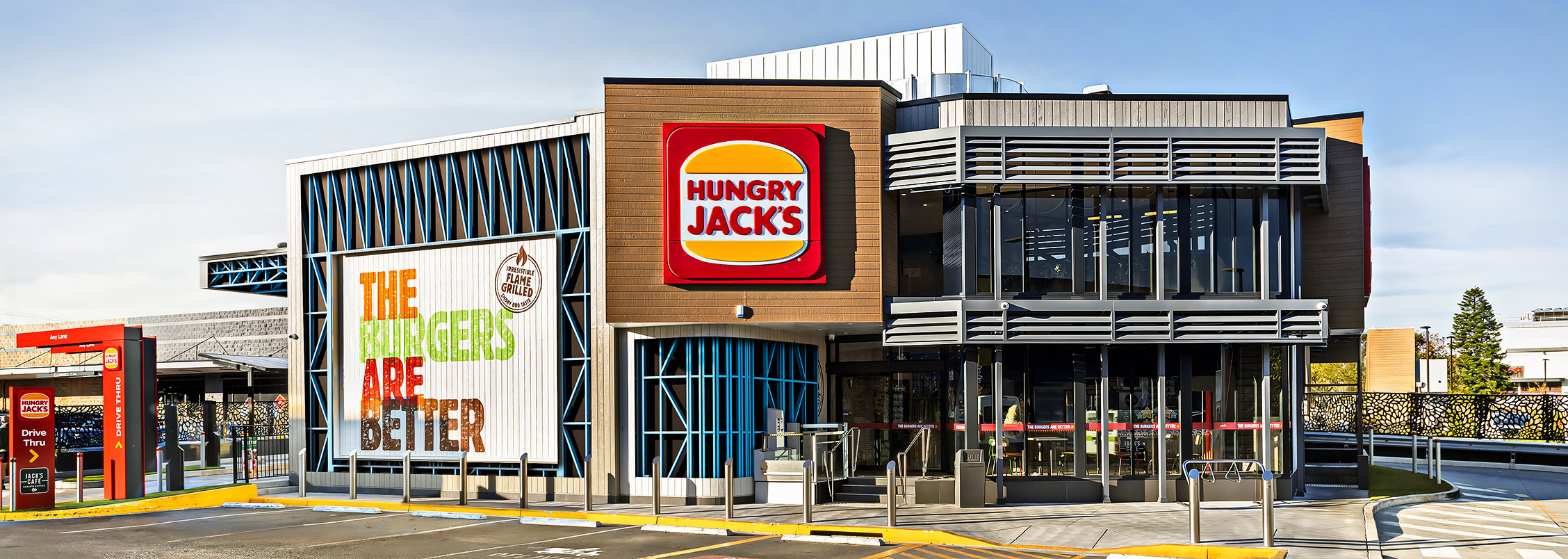 Hungry Jack’s, Warrawong leveraged the inherent strength and versatility of light gauge steel (LGS) framing made from TRUECORE® steel, to deliver a unique double-storey fast food outlet as part of a progressive mixed-use retail precinct.