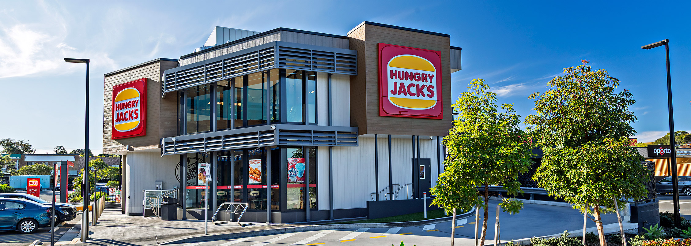 Hungry Jack’s, Warrawong leveraged the inherent strength and versatility of light gauge steel (LGS) framing made from TRUECORE® steel, to deliver a unique double-storey fast food outlet as part of a progressive mixed-use retail precinct.