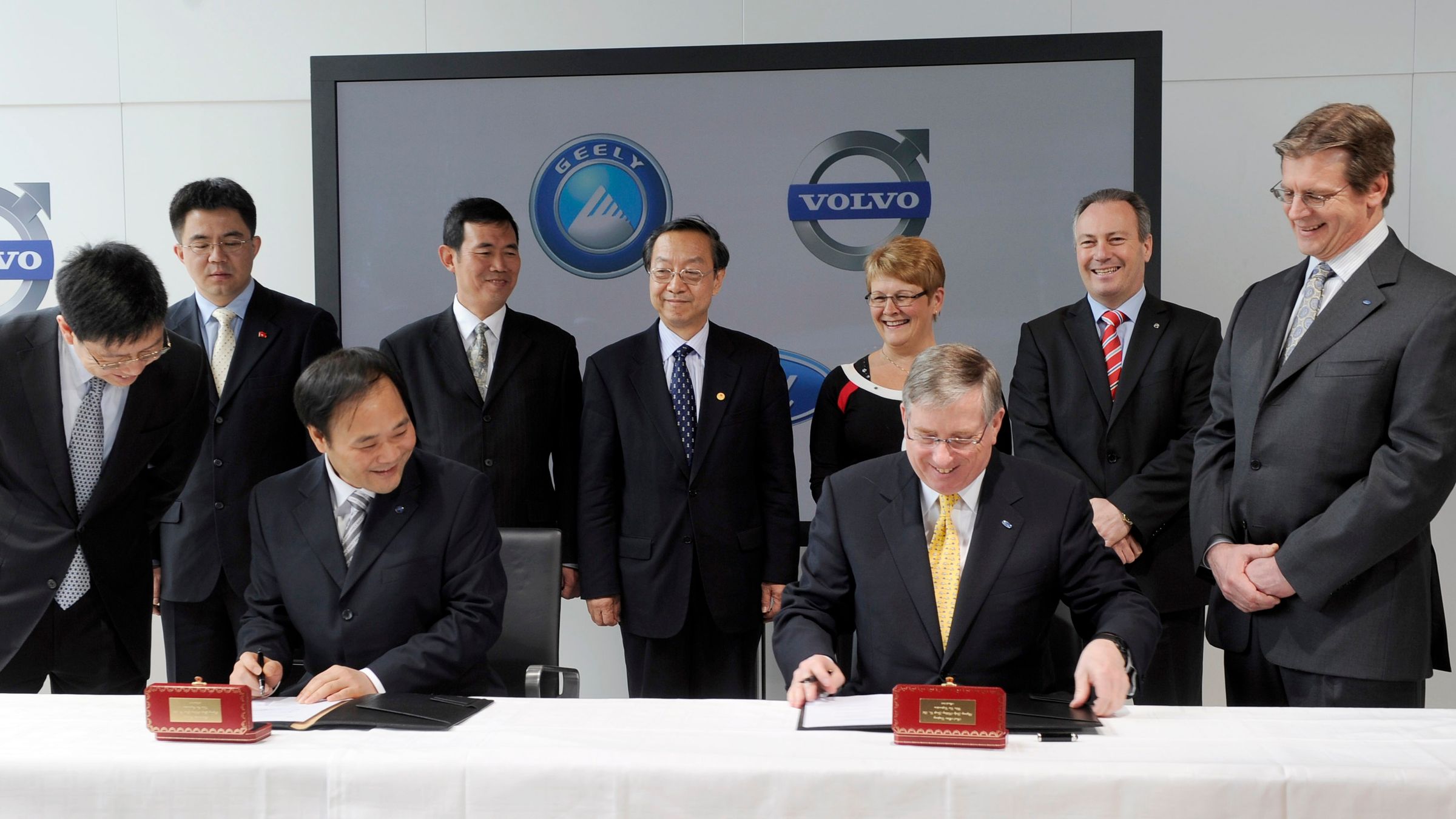 Acquires Volvo Car Corporation