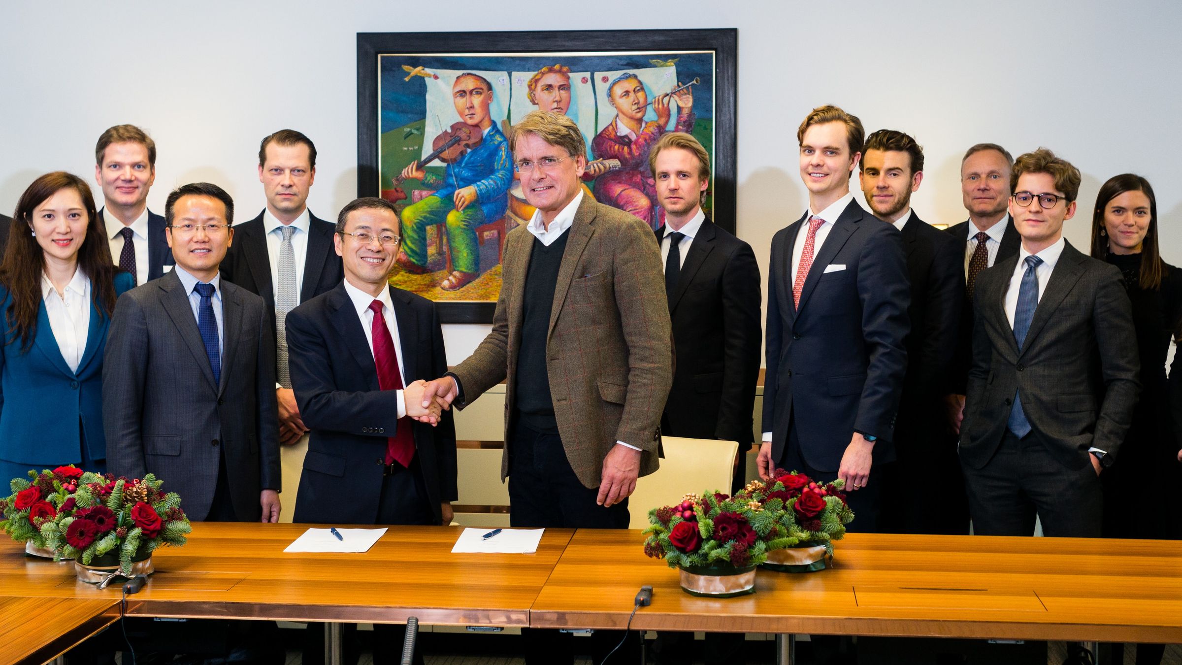 Strategic stakes in AB Volvo