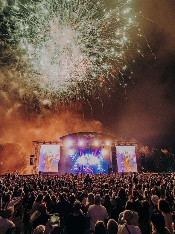 Electric Avenue fireworks