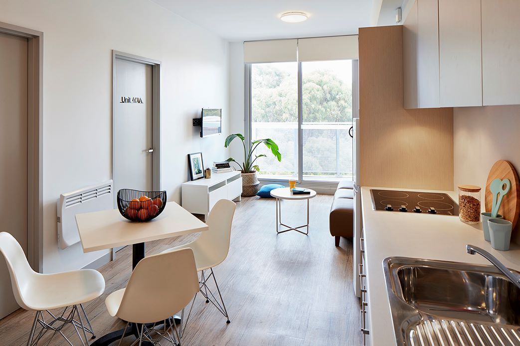 https://a-ap.storyblok.com/f/3000981/1043x695/b0b9f41dee/durable-paint-finish-student-accomodation-room003.jpg